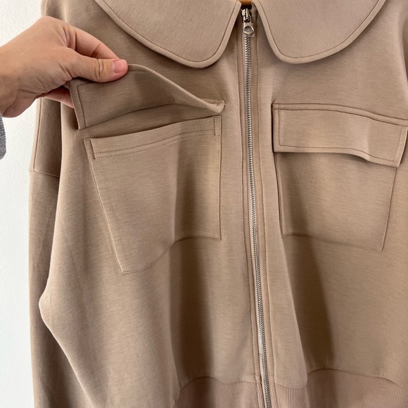 Varley Double Soft Lisburn Zip Through & The Slim Zip Hem Pant Light Taupe Set - Picture 5 of 16